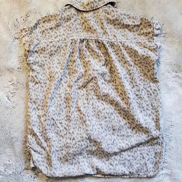 Leopard Print Button Up - Picture 2 of 4